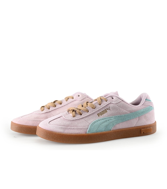 Puma Sneakers