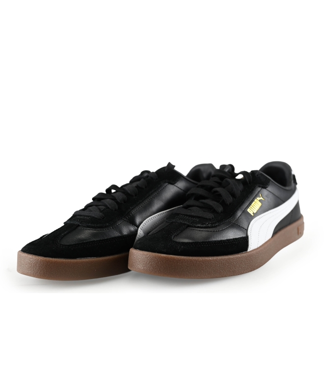 Puma Sneakers