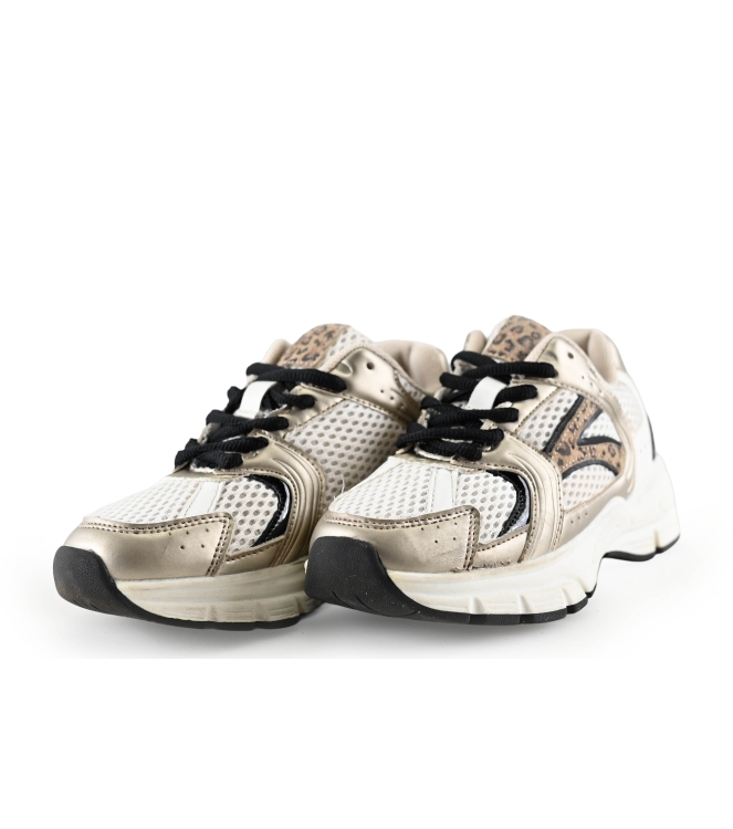 DSTRCT Sneakers