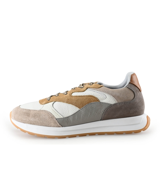 Vertice Sneakers