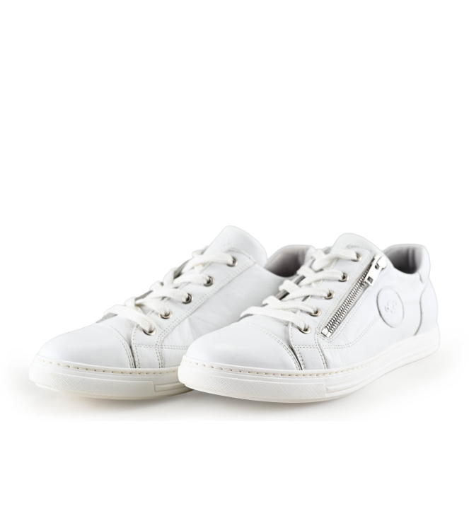 AQA Sneakers