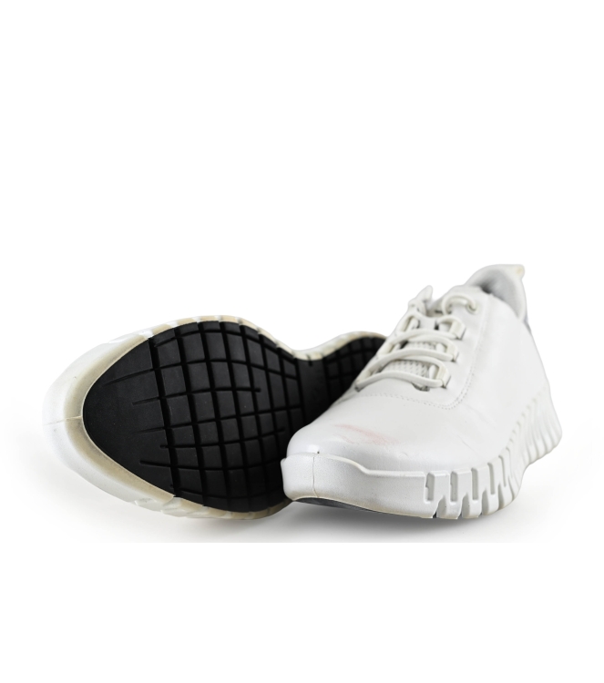 Ecco Sneakers