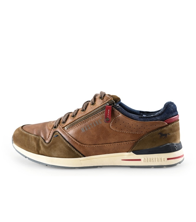 Mustang Sneakers