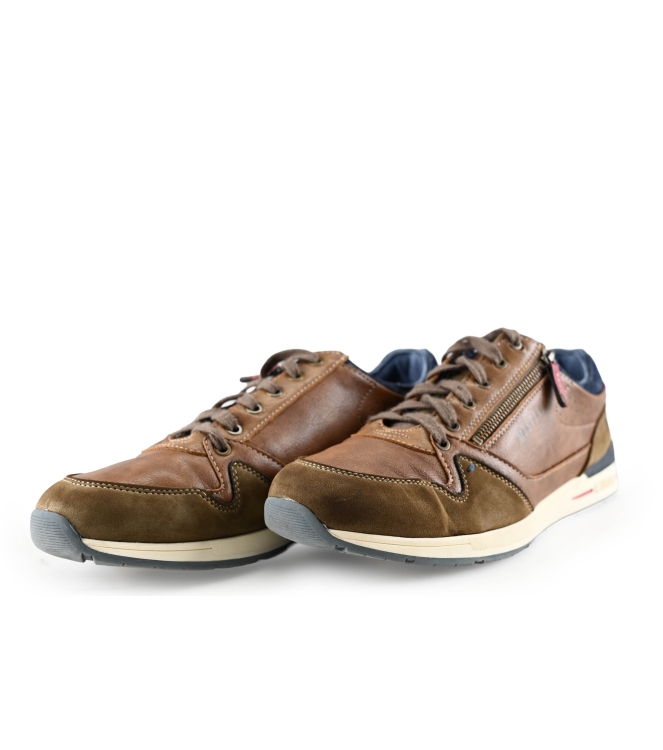 Mustang Sneakers