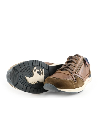 Mustang Sneakers