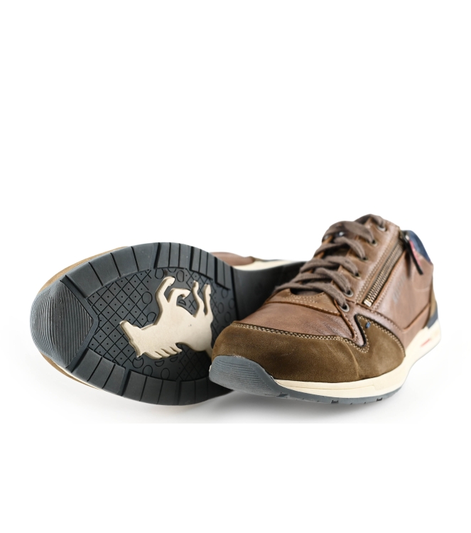 Mustang Sneakers
