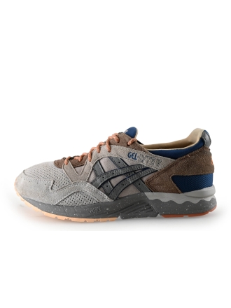 Asics Sneakers
