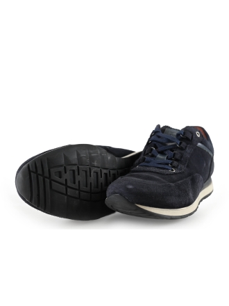 Tozen Sneakers