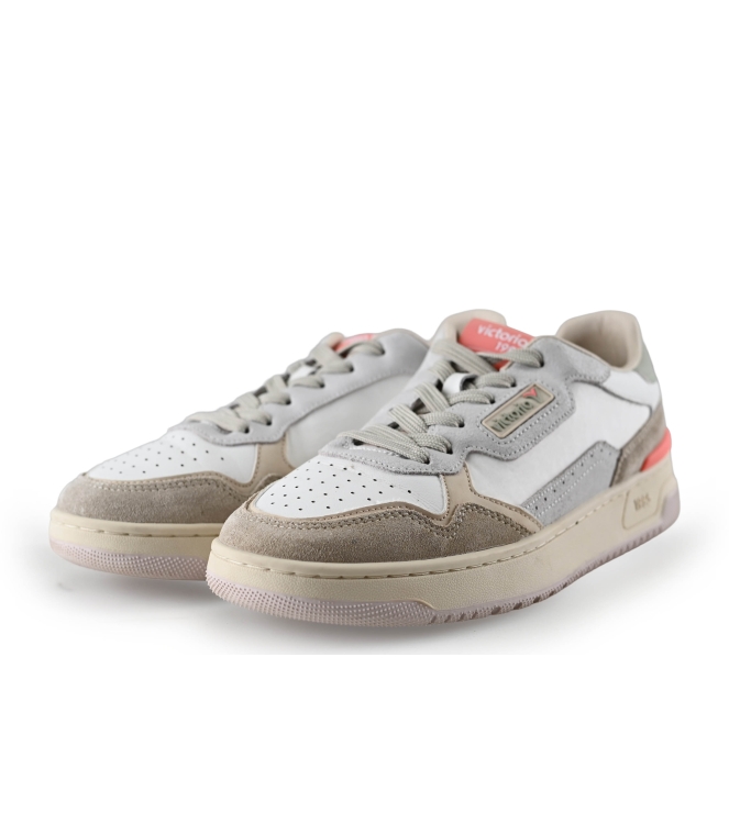 Victoria Sneakers
