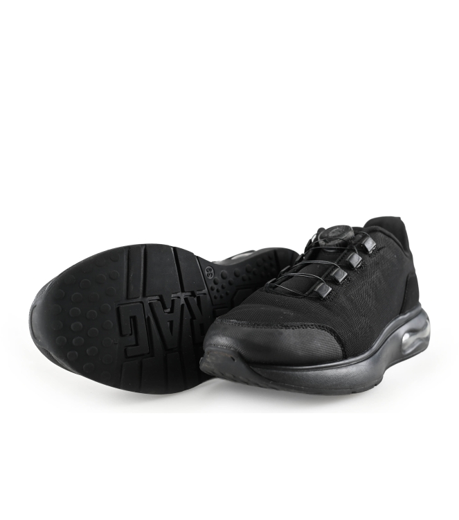 Red-Rag Sneakers
