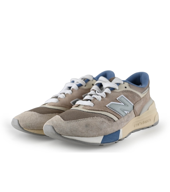 New Balance Sneakers