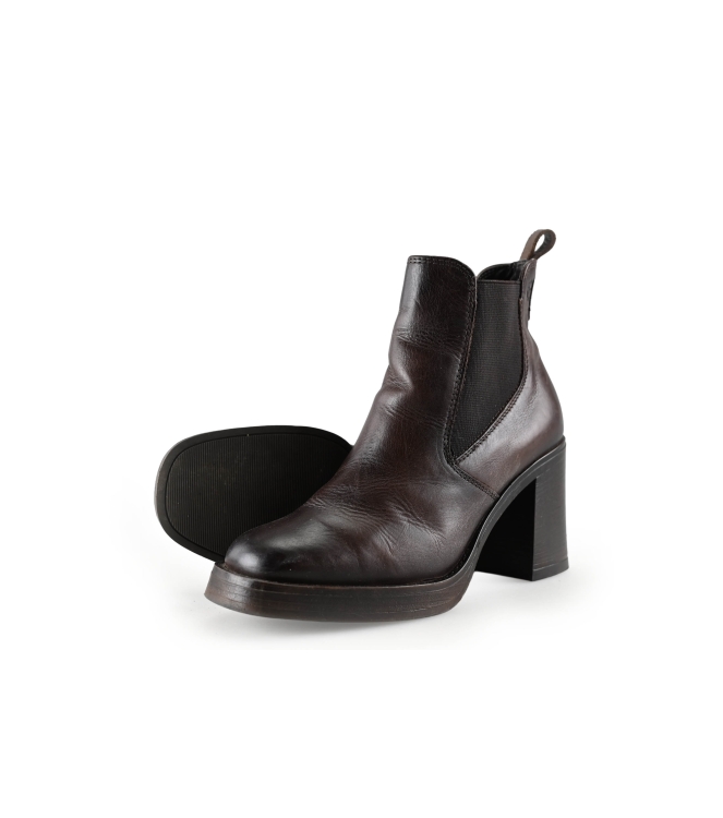 Tamaris Chelsea boots