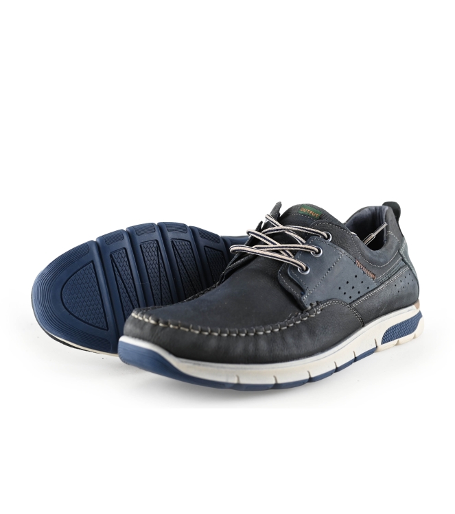 Bata Sneakers