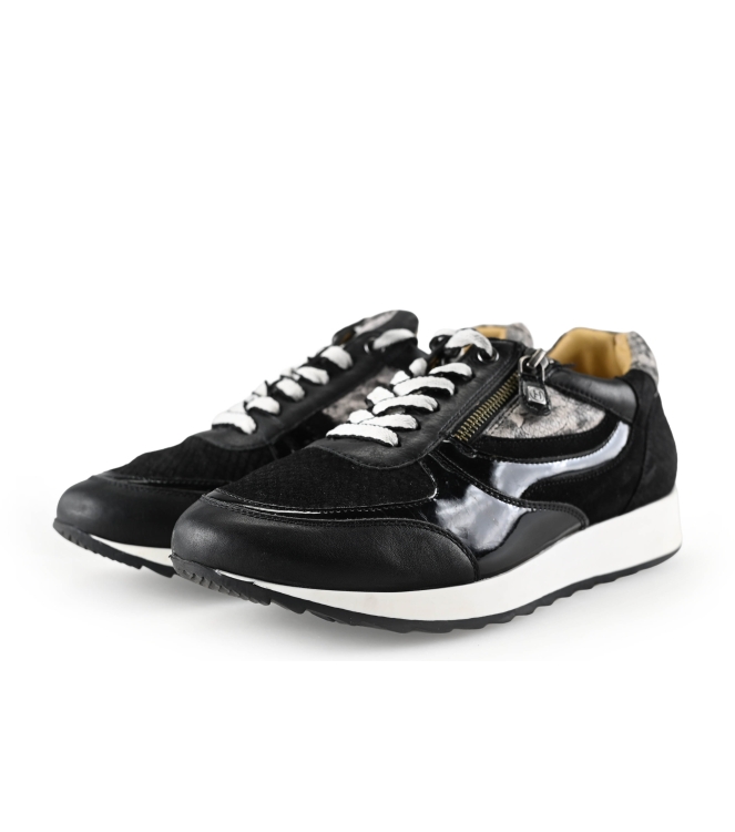 Helioform Sneakers