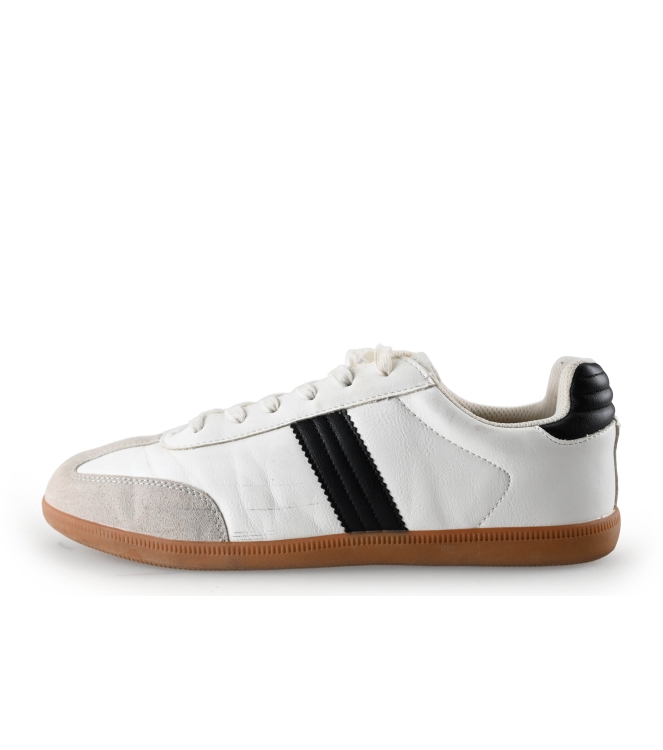 Only Sneakers