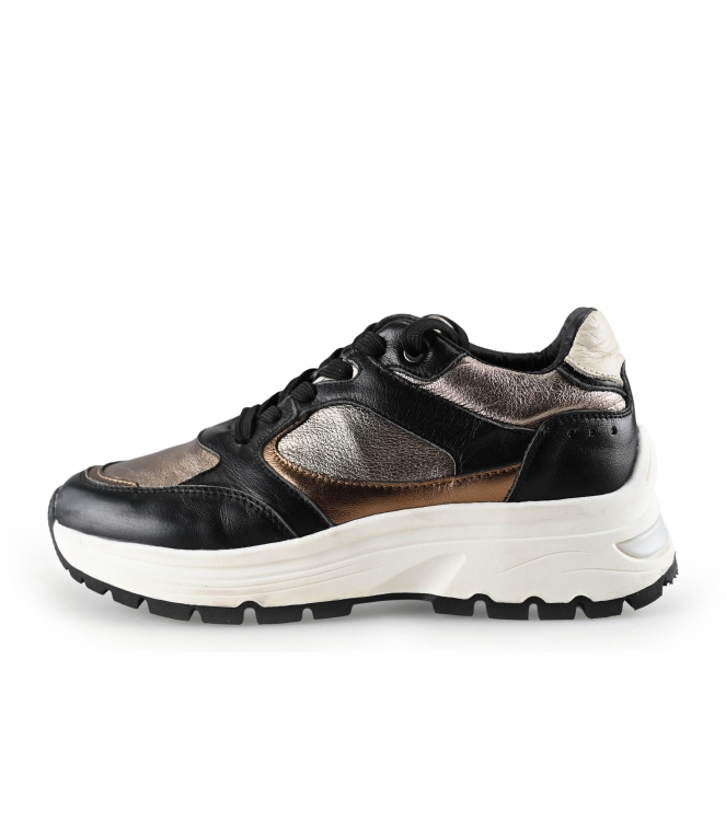 Manfield Sneakers