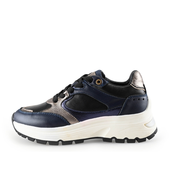 Manfield Sneakers