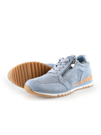 Nova Sneakers