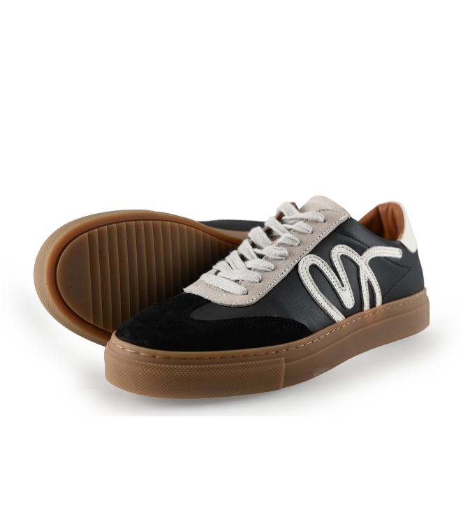 Manfield Sneakers