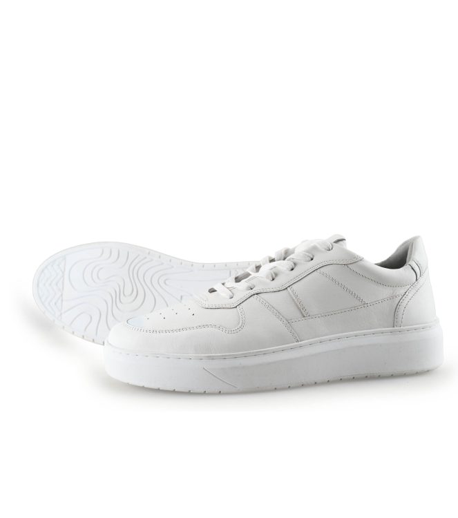 Manfield Sneakers