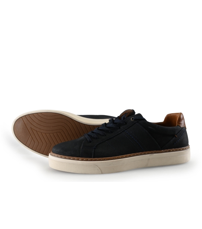 No Stress Sneakers