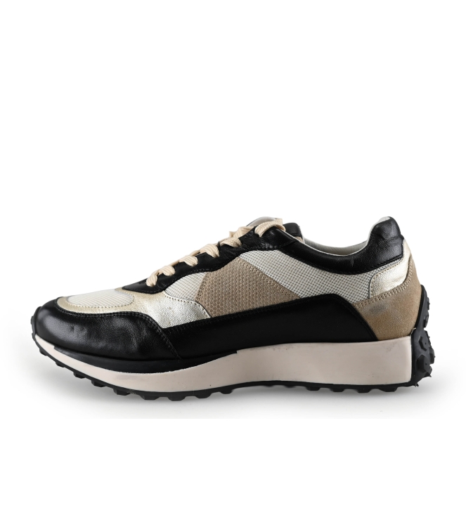 No Stress Sneakers