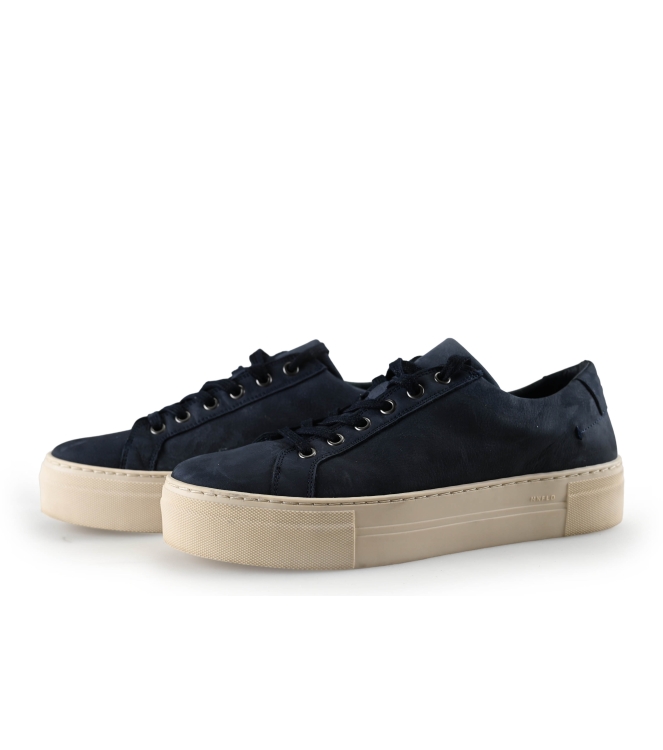 Manfield Sneakers