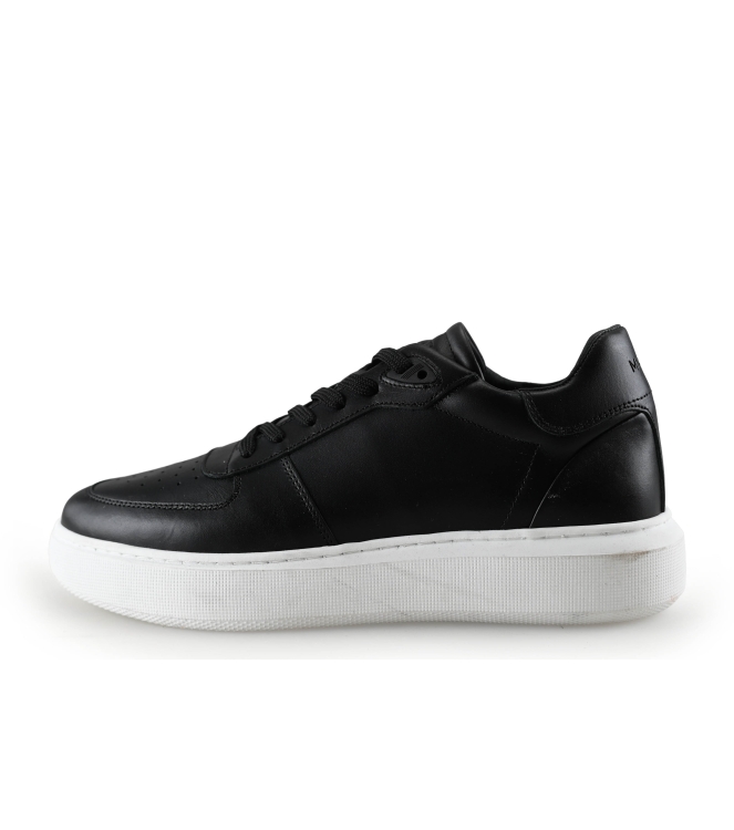 Manfield Sneakers