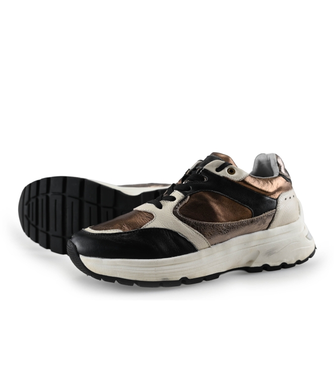 Manfield Sneakers