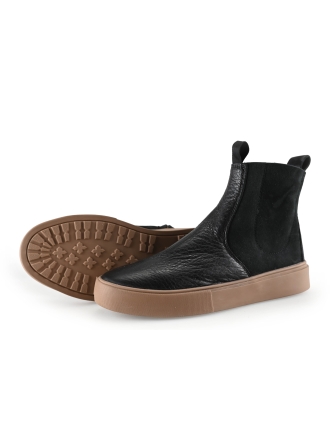 Blackstone Chelsea boots