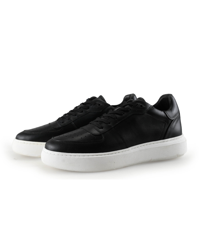 Manfield Sneakers
