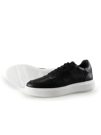 Manfield Sneakers