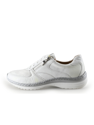 Caprice Sneakers