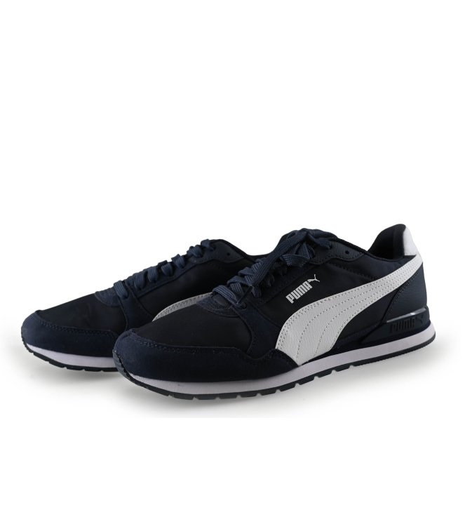 Puma Sneakers