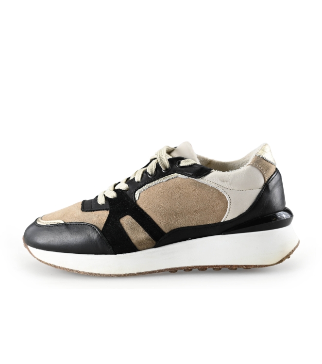 Manfield Sneakers