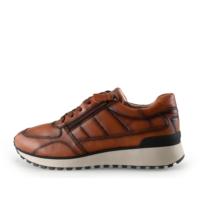 Caprice Sneakers