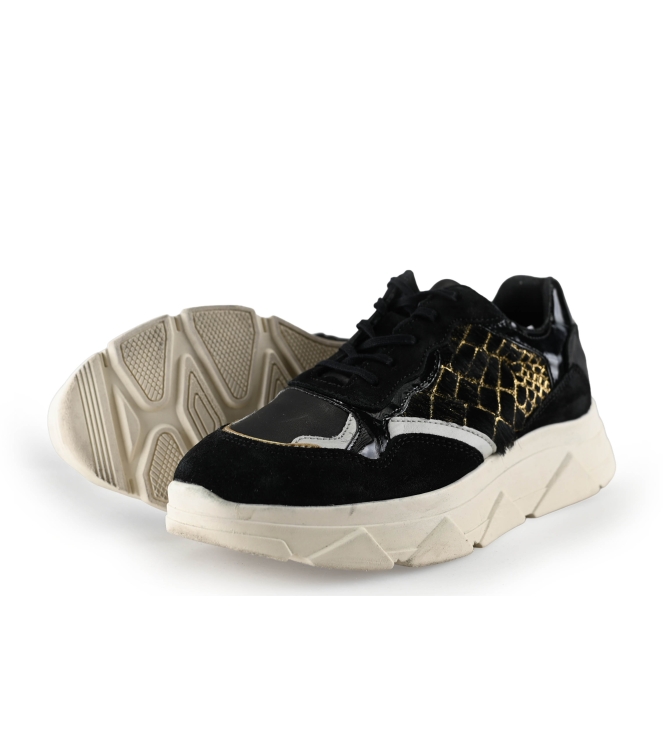 Tango Sneakers