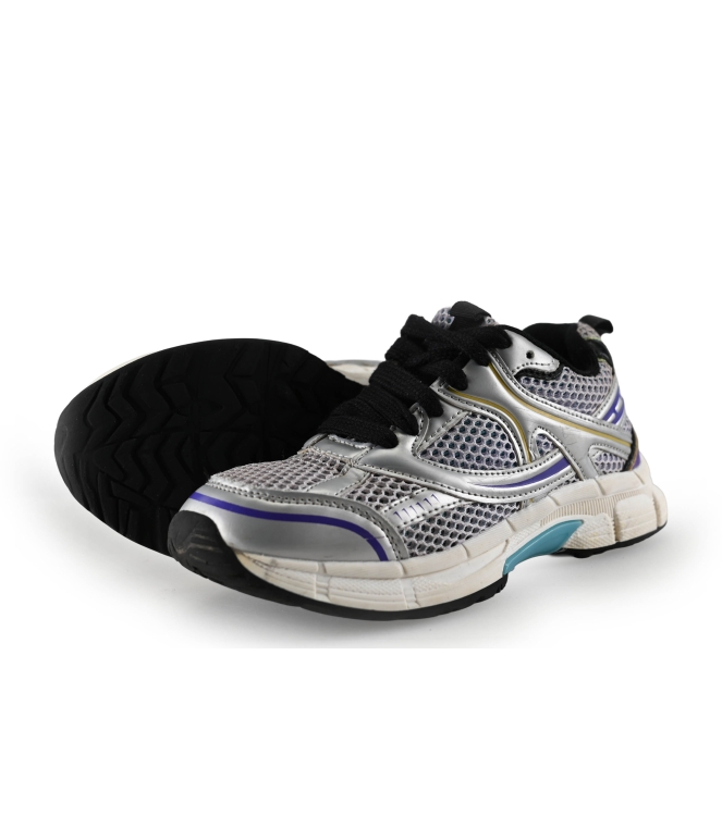 DSTRCT Sneakers