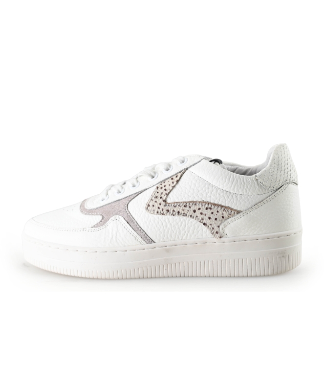 Maruti Sneakers