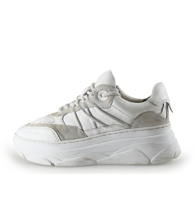 Omoda Sneakers