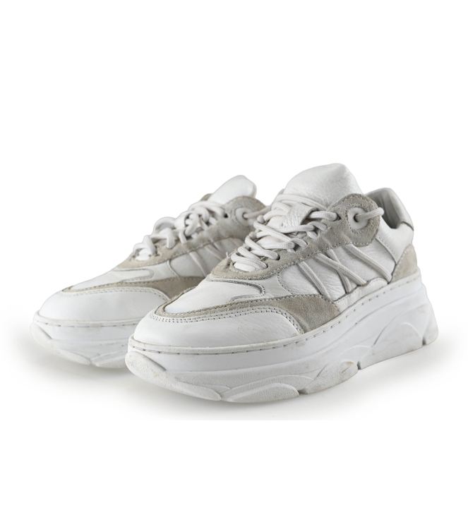Omoda Sneakers