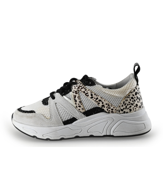 Wysh Sneakers