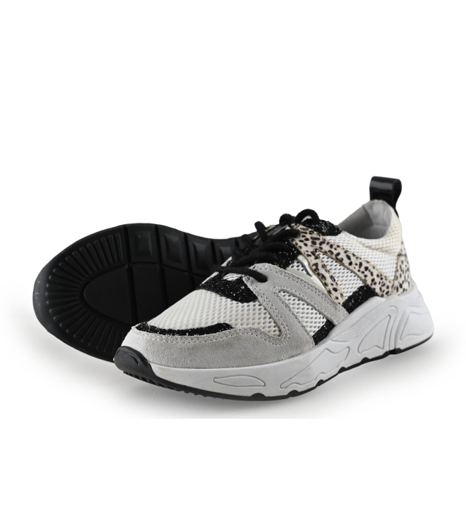 Wysh Sneakers