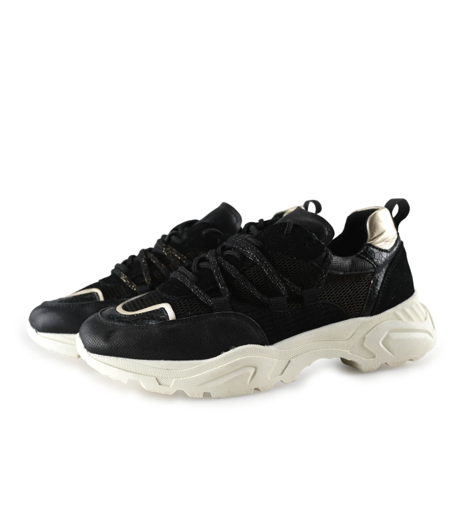 Omoda Sneakers