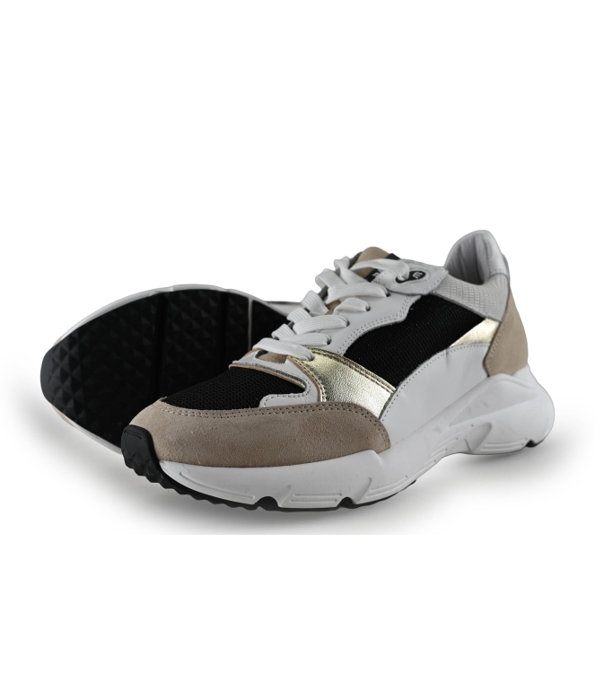 Maruti Sneakers