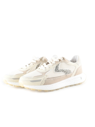 Maruti Sneakers