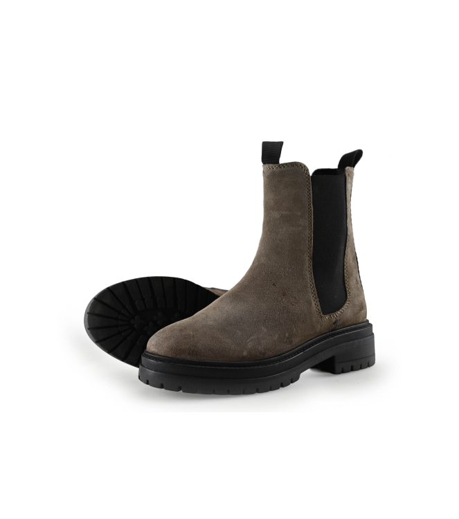 Maruti Chelsea boots