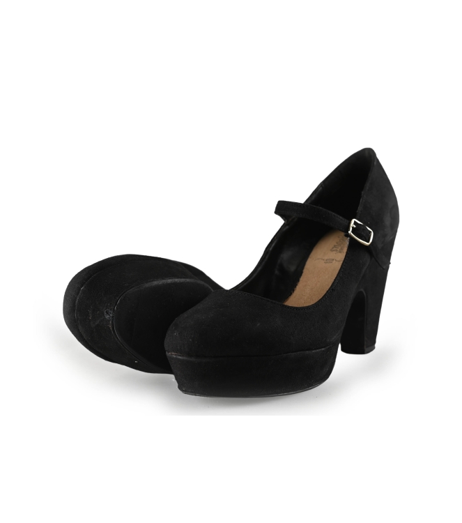 Your Gorgeous Look Pumps