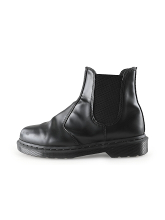 Dr Martens Chelsea boots