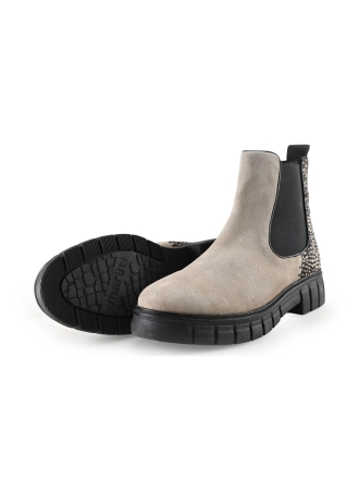 Maruti Chelsea boots